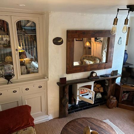 Anglesey Traditional 2 Bed Stone Cottage With Ev Amlwch Exterior photo