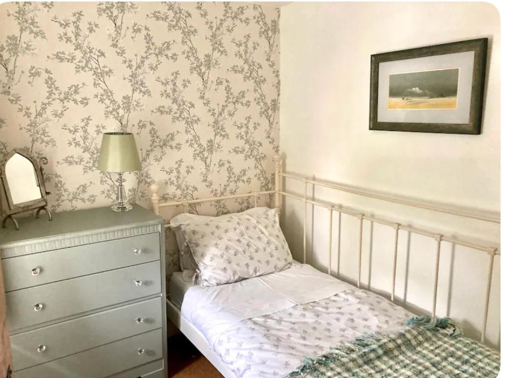 Anglesey Traditional 2 Bed Stone Cottage With Ev Amlwch Exterior photo