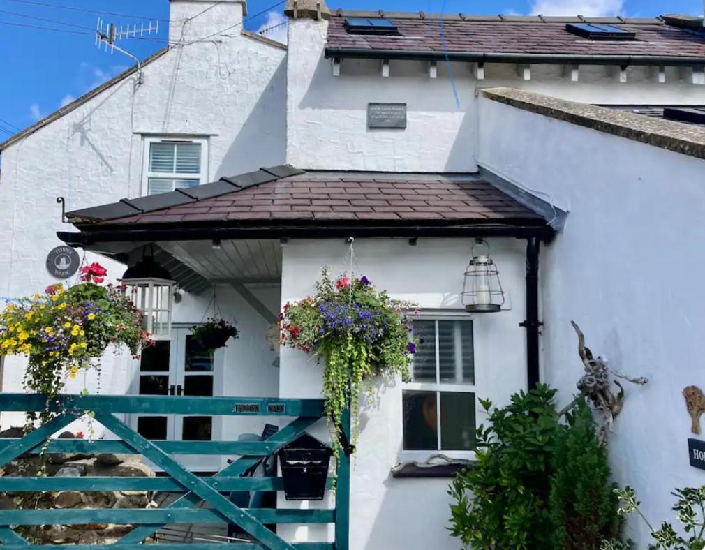 Anglesey Traditional 2 Bed Stone Cottage With Ev Amlwch Exterior photo
