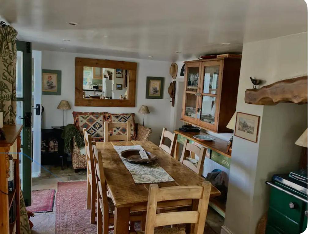 Anglesey Traditional 2 Bed Stone Cottage With Ev Amlwch Exterior photo